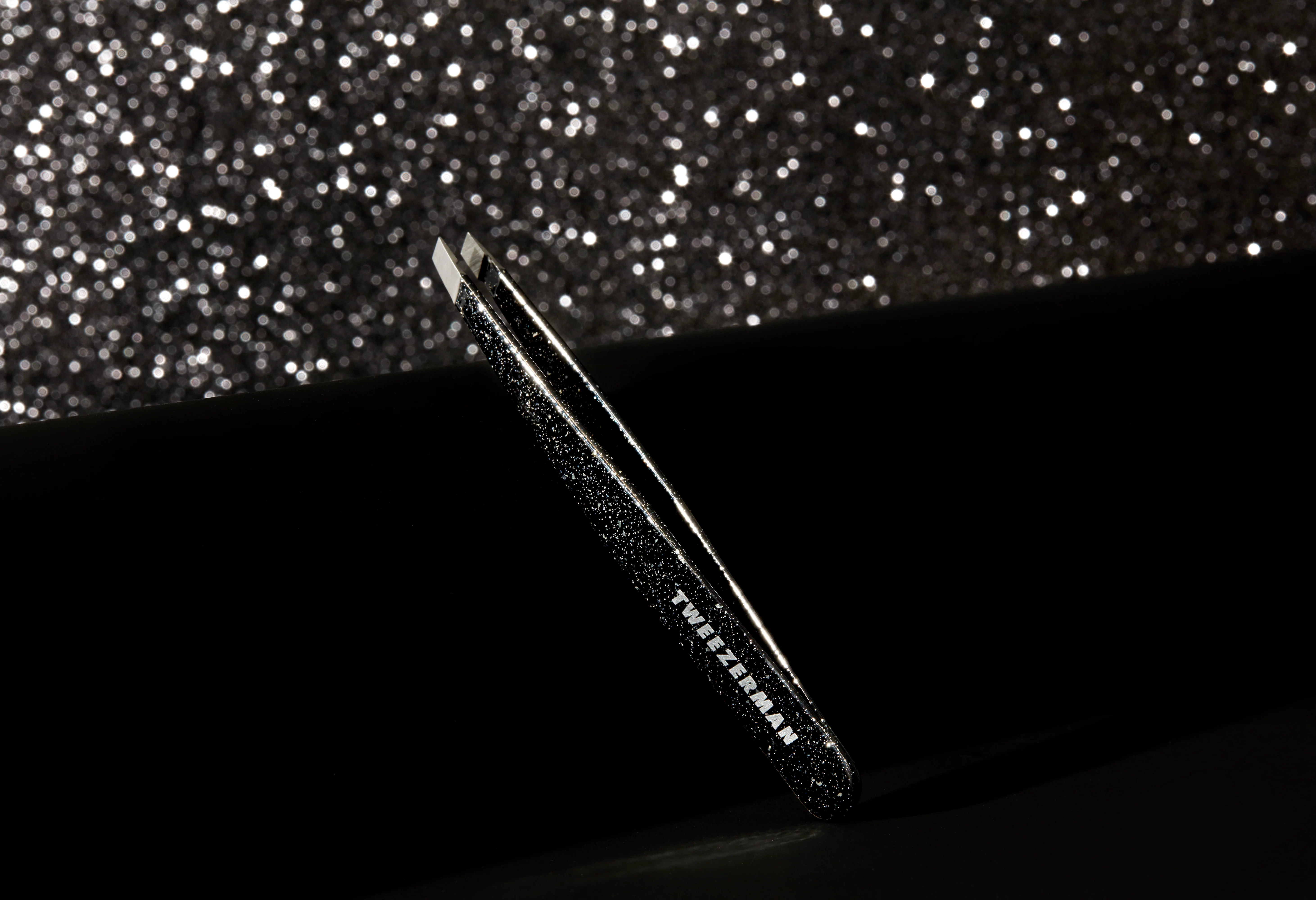 Dusted Onyx Slant Tweezer - Image 10