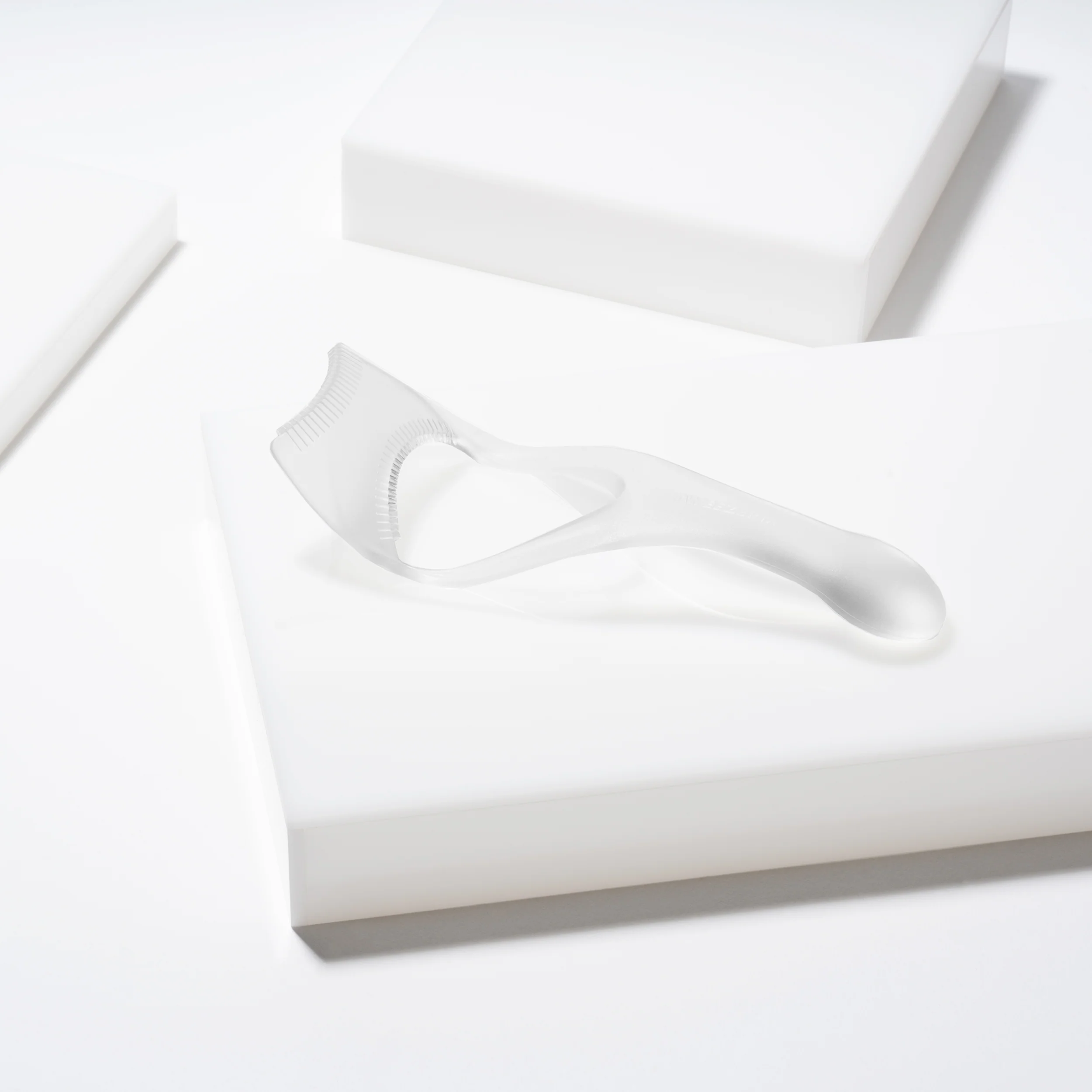 Lash Guard & Comb - Image 4