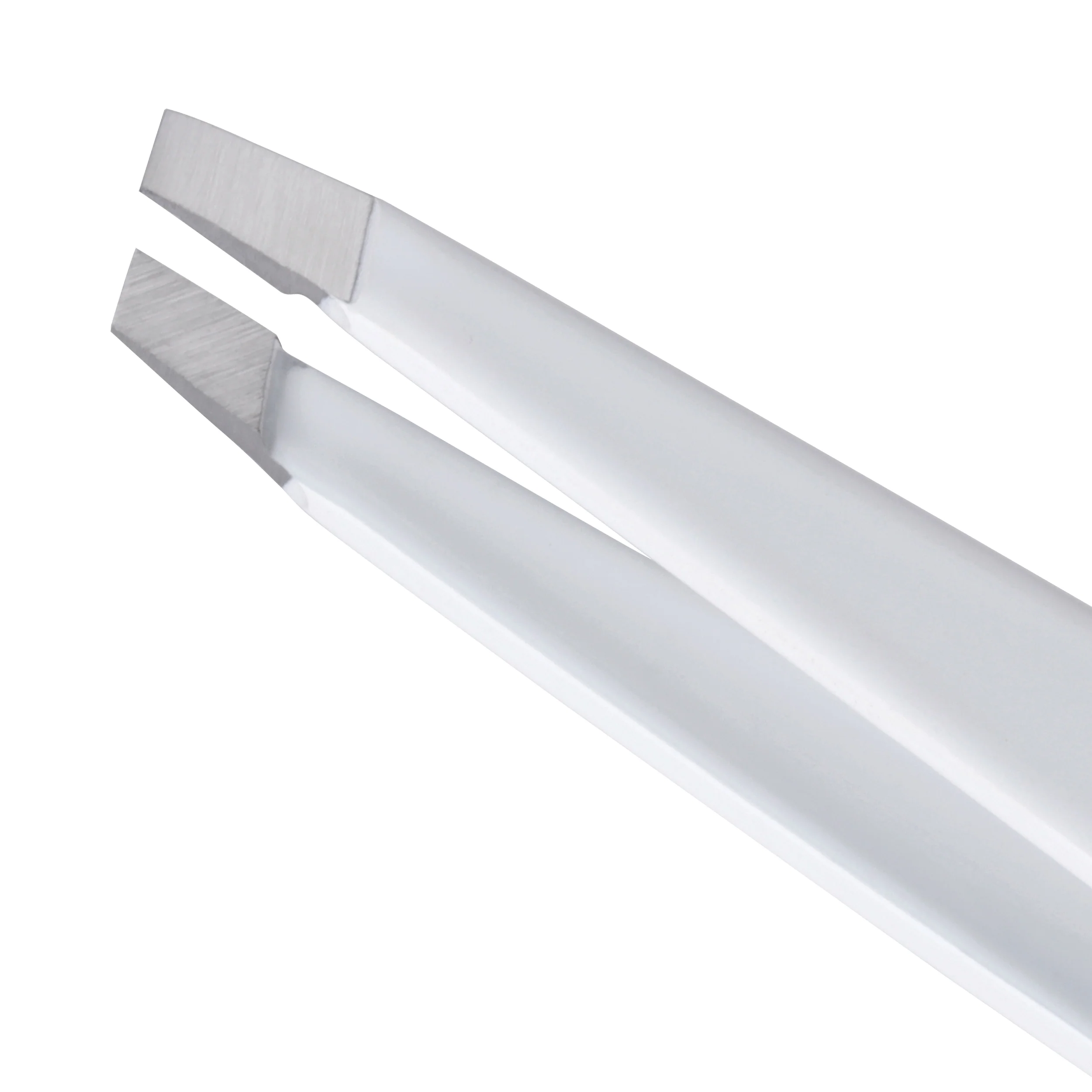 Midnight Strike Slant Tweezer - Image 3