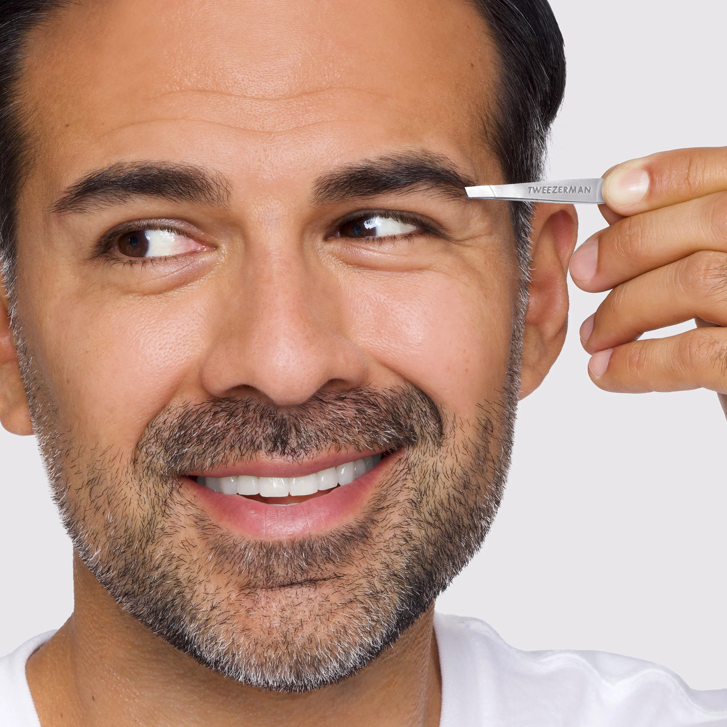 Petite Tweeze Set With Black Case - Image 4