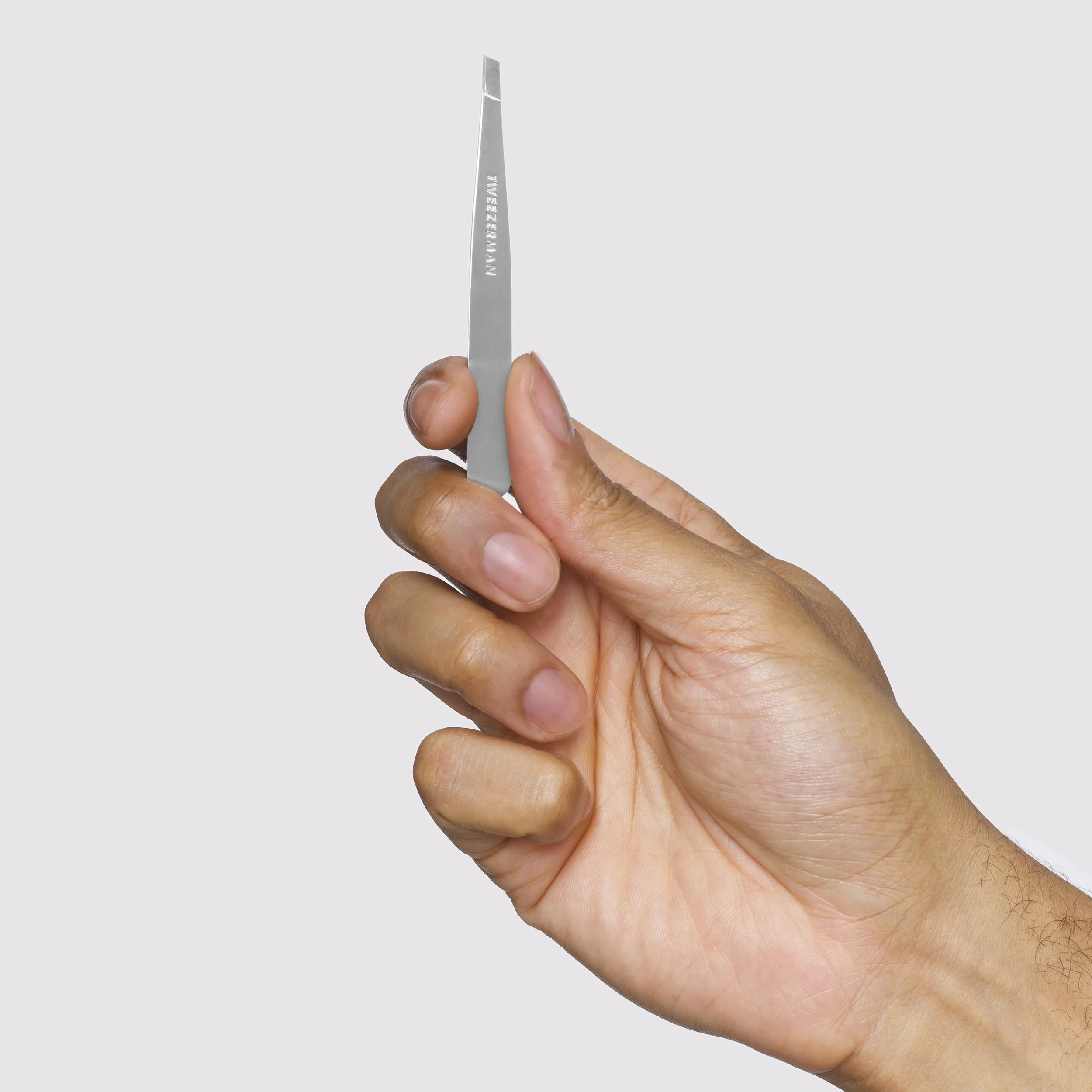 Classic Slant Tweezer - Image 4