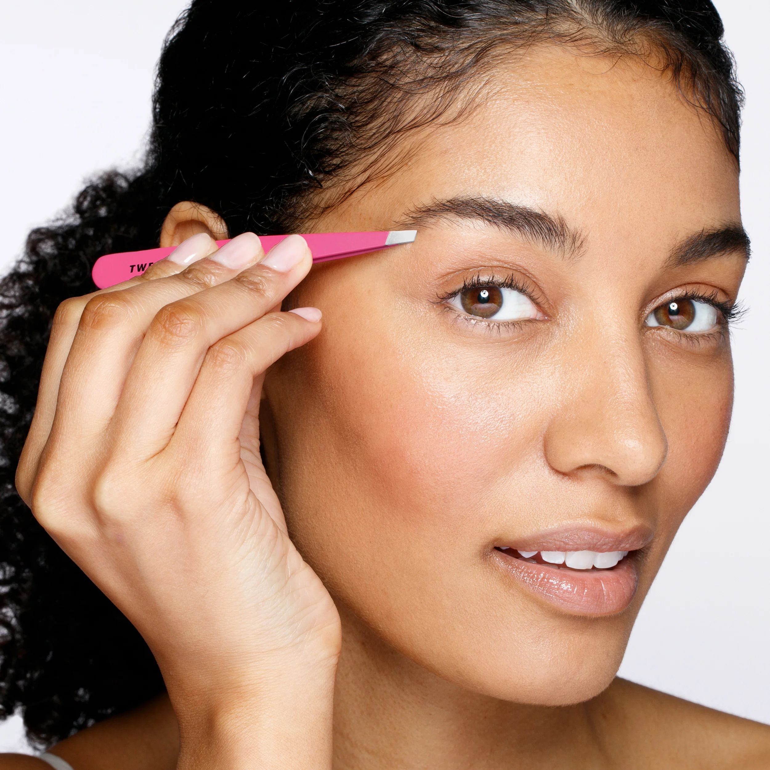 Pretty In Pink Slant Tweezer - Image 7