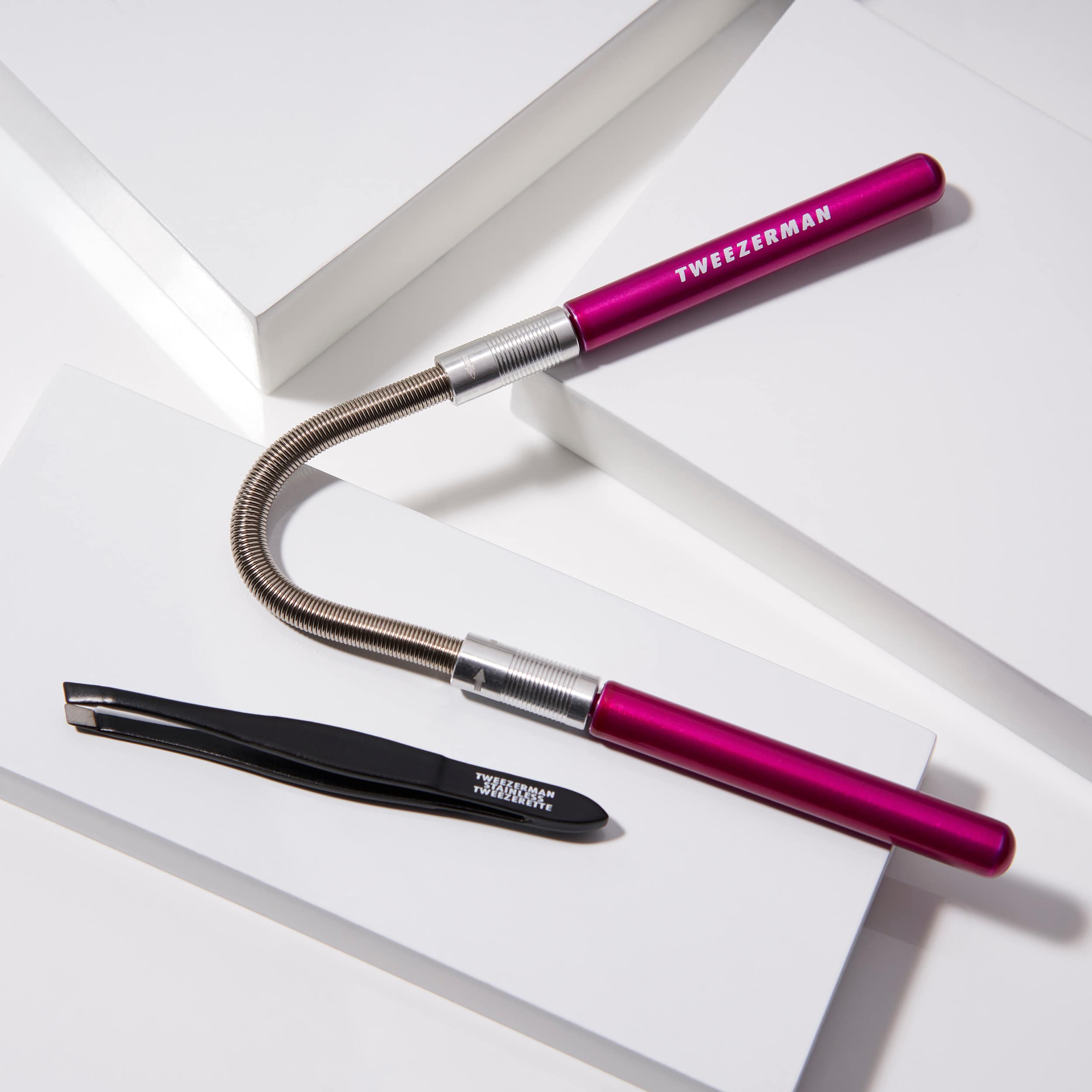 Smooth Finish Facial Hair Remover Pink  (Comes With Free Tweezerette) - Image 3